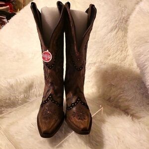 Wide calf Laredo boots